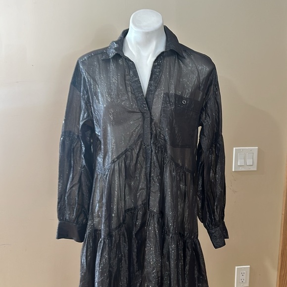 Pilcro by AnthropologieRetail: $198

Long-Sleeve V-Neck Metallic High-Low - Picture 5 of 9